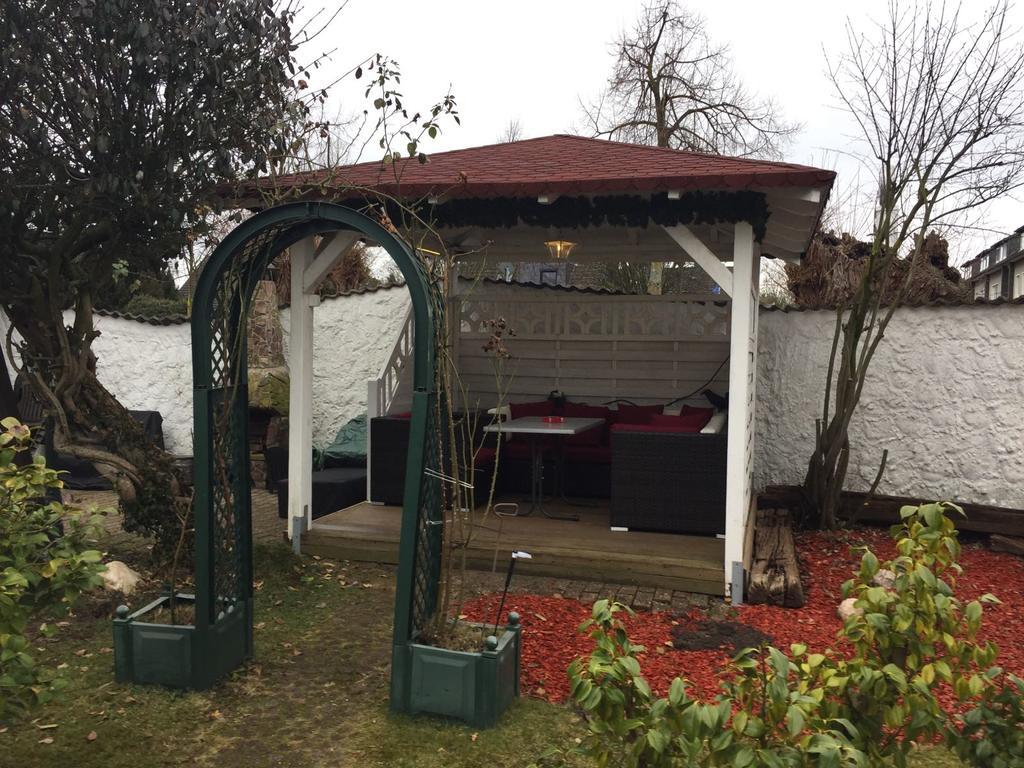 Am Hallenbad Hotel Garni Ratingen Exterior photo
